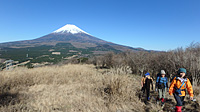 振り返れば大きな富士山