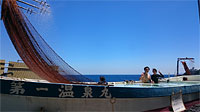 富戸では船の温泉「温泉丸」に入ることができます。